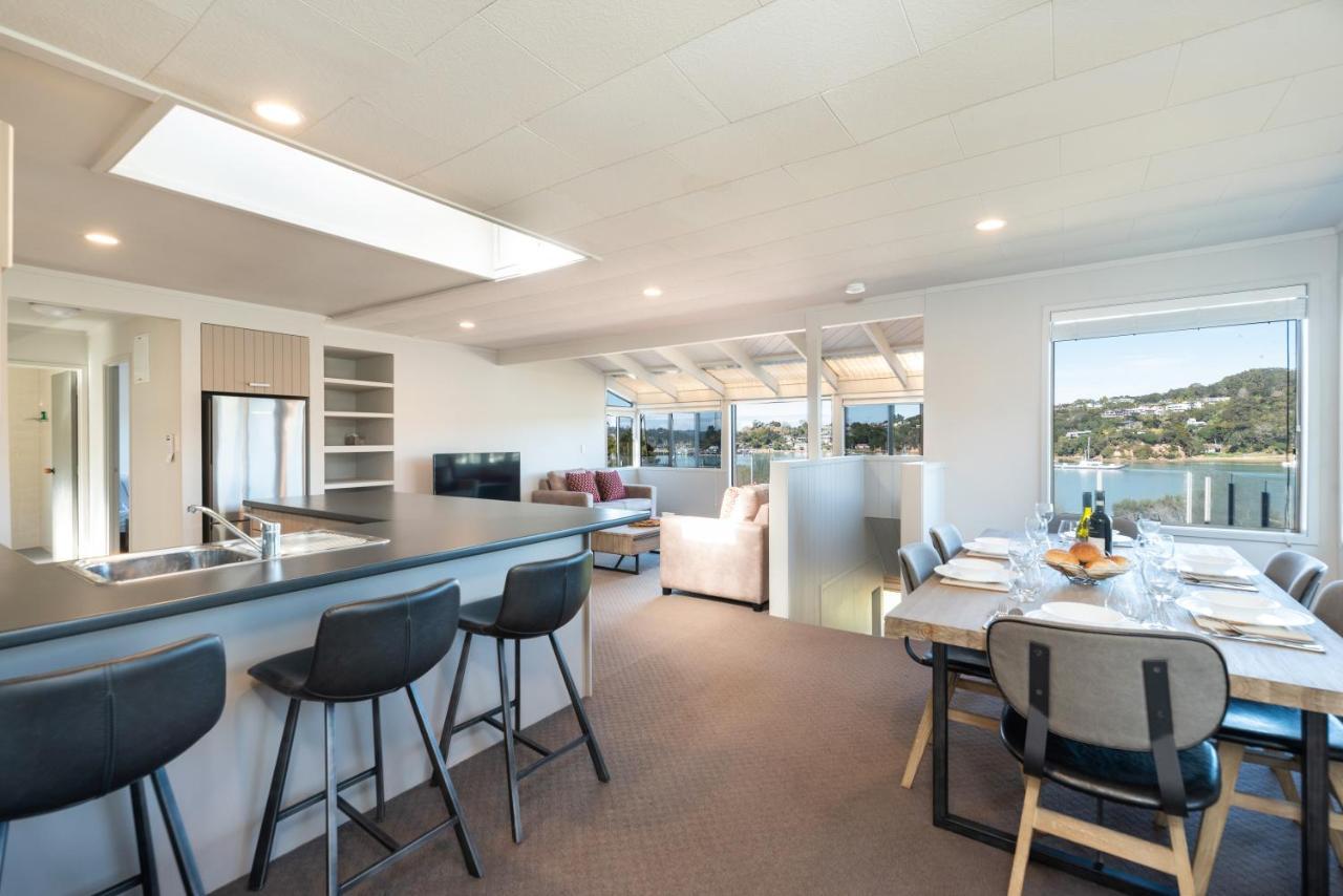 The Tide Watcher - Okiato Holiday Home Opua المظهر الخارجي الصورة